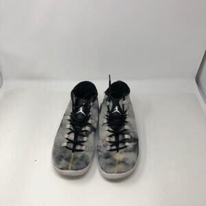 Jordan Reveal Shoes Mid